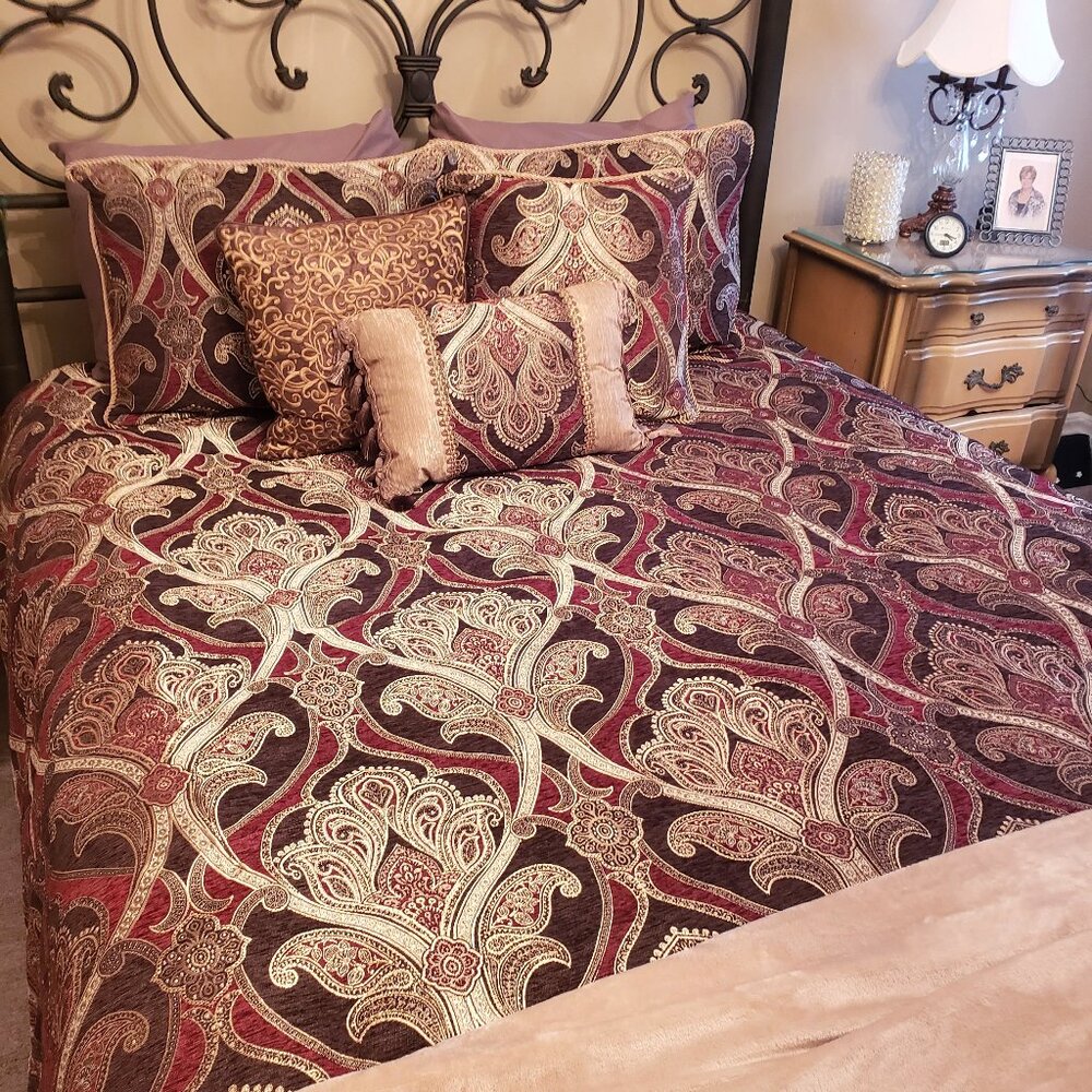 Croscill Classics Julius 6 Piece Burgundy Comforter Set
